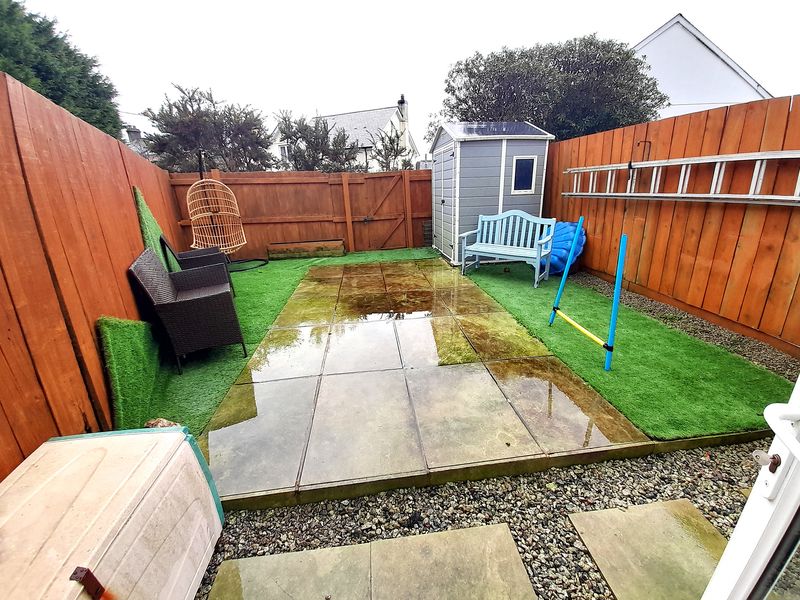 Cleavers Way Stenalees